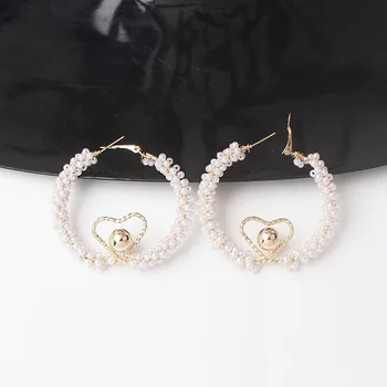 Perlų lankelio imitacija Auskarai mergaitėms Aukso spalvos širdis viduje Dizainas Moteriški auskarai Metaliniai auskarai Papuošalai Boucle Oreille Femme