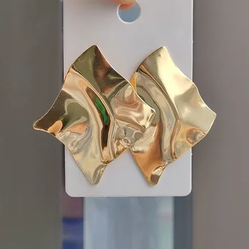 Aukso spalva Perdėtas Prabangūs auskarai moterims Vintažiniai kvadratiniai asimetrinio dizaino metaliniai smeigės auskarai Moteriški papuošalai Dovanos