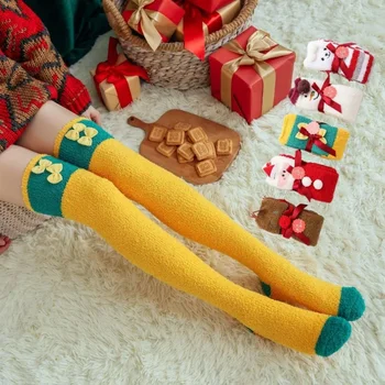 Ruduo/Žiema Kalėdos virš kelio Koralų aksomo animacinis filmas Trimatės moteriškos grindų aksominės miegmaišio kojinės