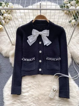 2023 Fashion Warm Pearl Sweater Moterų žiemos elastiniai karoliukai Megzti megztiniai Biuras Lady Autumn Sweet Cropped Cardigan Women