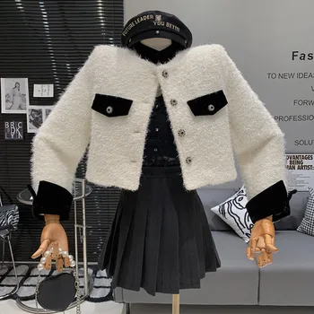 Aukštos kokybės juoda balta kontrastingų spalvų margumynas Trumpas paltas moterims Striukė ilgomis rankovėmis