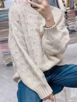 Rudenį ir žiemą naujas nertas megztinis apvaliu kaklu moteriškas laisvas susuktas mados temperamentas megztas kašmyro megztinis plius dydis